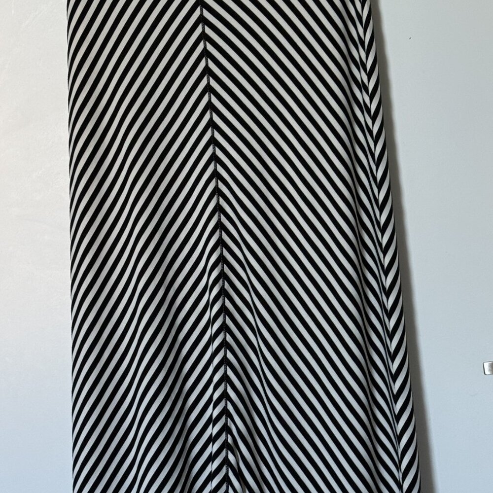 Max Studio Skirt Women's Black White Stripe Maxi Size M - Picture 4 of 10